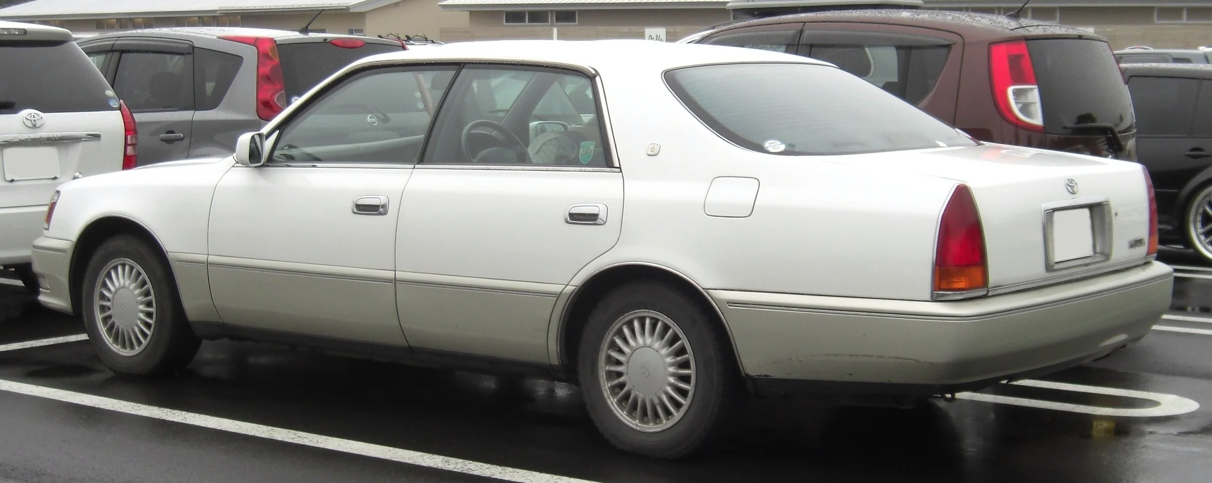 Toyota Crown Majesta Crown Majesta II (S150)