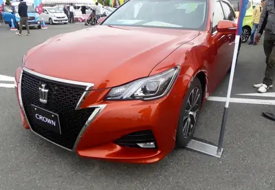 Toyota Crown Crown XIV Athlete (S210, facelift 2016)