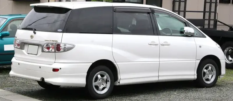 Toyota Estima - 2