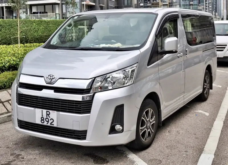 Toyota HiAce - 3