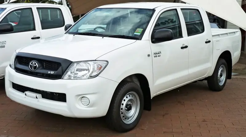 Toyota Hilux - 2