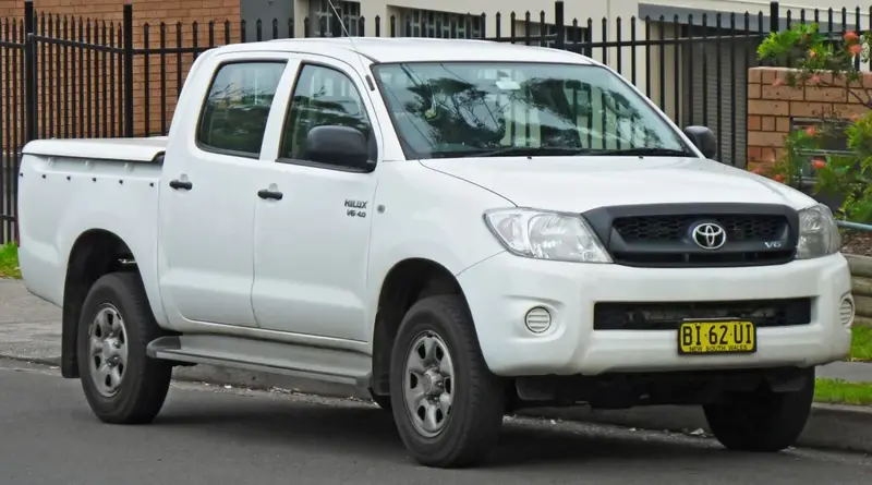 Toyota Hilux - 3