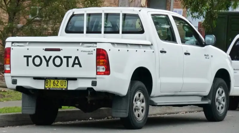 Toyota Hilux - 4