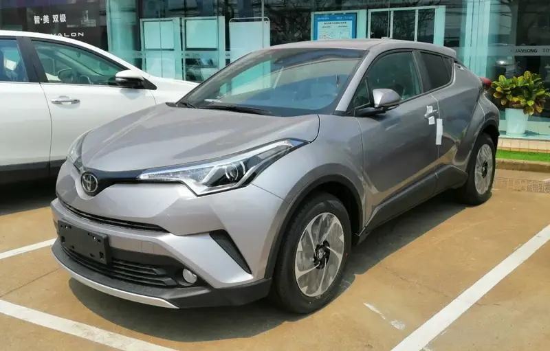 Toyota Izoa - 1