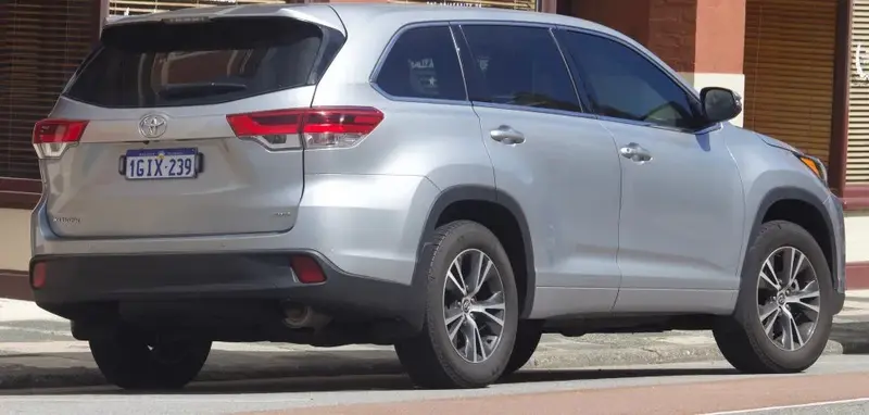 Toyota Kluger - 2