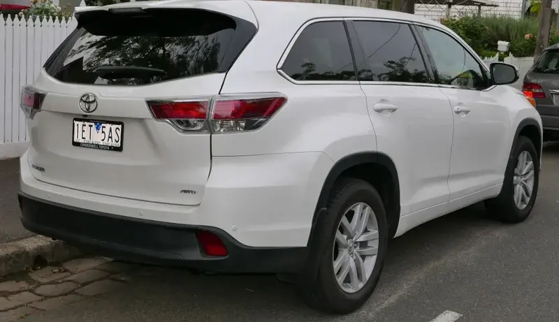 Toyota Kluger - 2