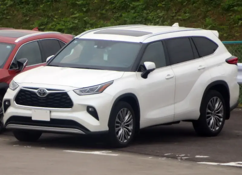 Toyota Kluger Kluger IV