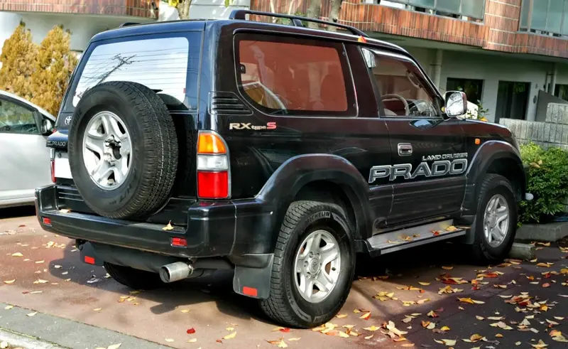Toyota Land Cruiser Prado - 2