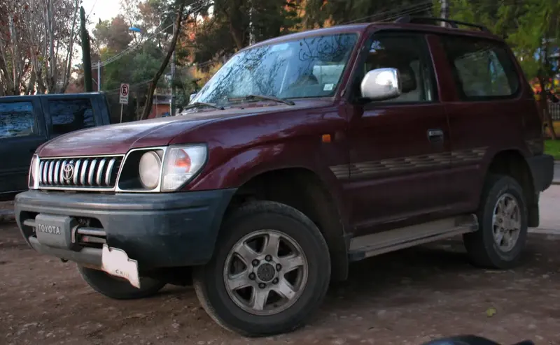 Toyota Land Cruiser Prado - 3