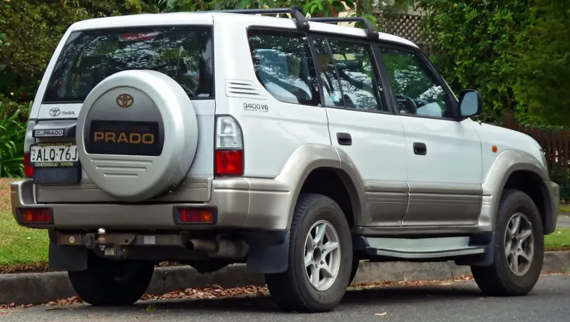 Toyota Land Cruiser Prado - 2