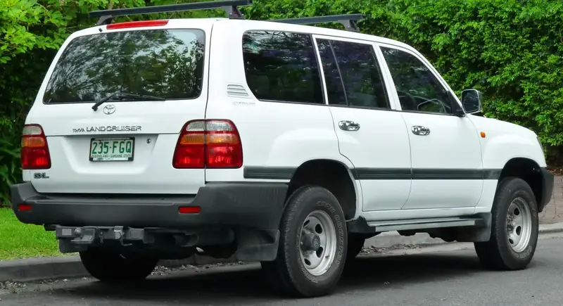Toyota Land Cruiser - 2