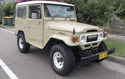 Toyota Land Cruiser Land Cruiser (J40) Hard top