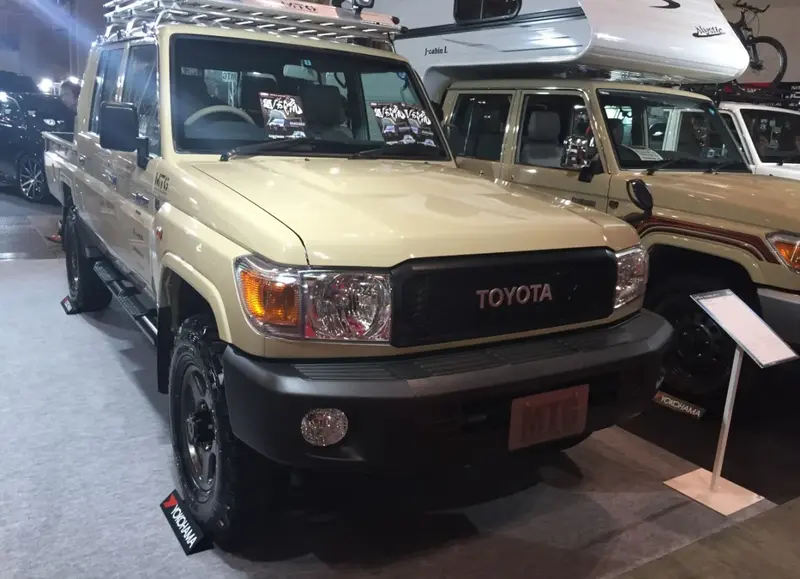Toyota Land Cruiser - 3