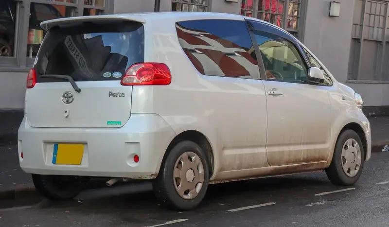 Toyota Porte - 2