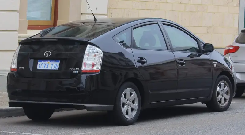 Toyota Prius - 2
