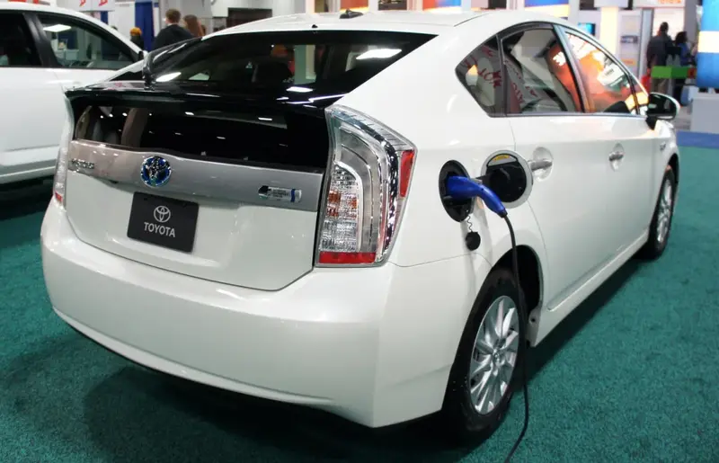 Toyota Prius - 4