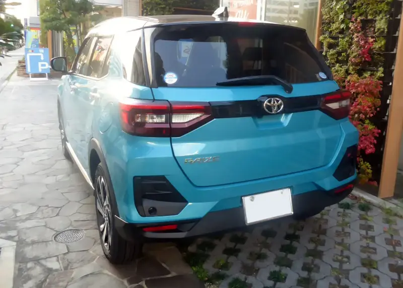 Toyota Raize - 2