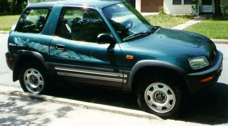 Toyota RAV4 - 4