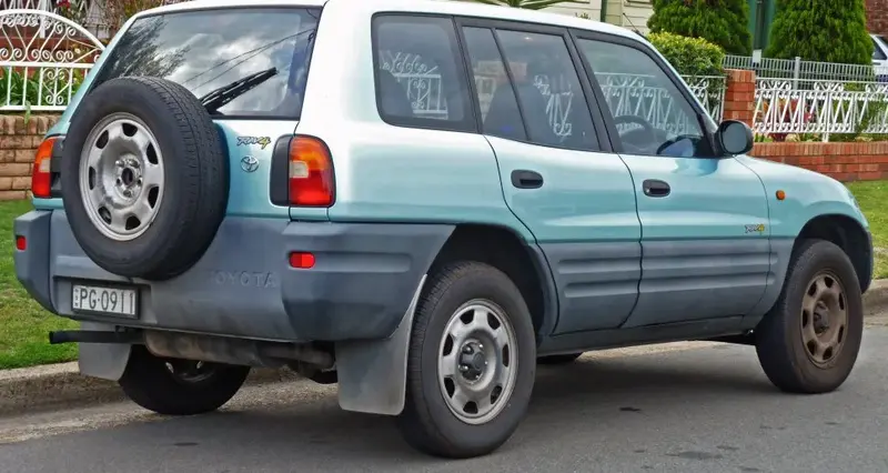 Toyota RAV4 - 2