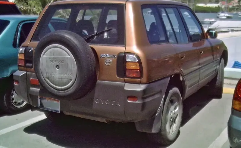Toyota RAV4 - 5