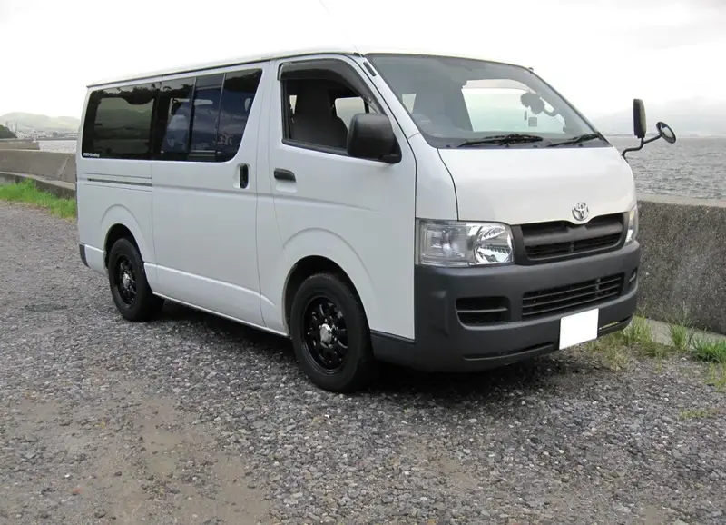 Toyota Regius Ace Regius Ace (H200)