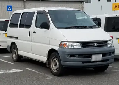 Toyota Regius Regius