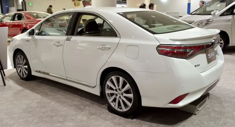 Toyota Sai - 2