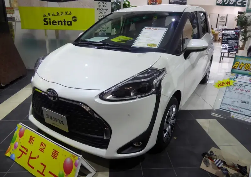 Toyota Sienta Sienta II (facelift 2018)