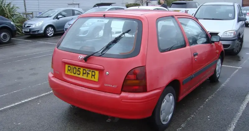 Toyota Starlet - 2