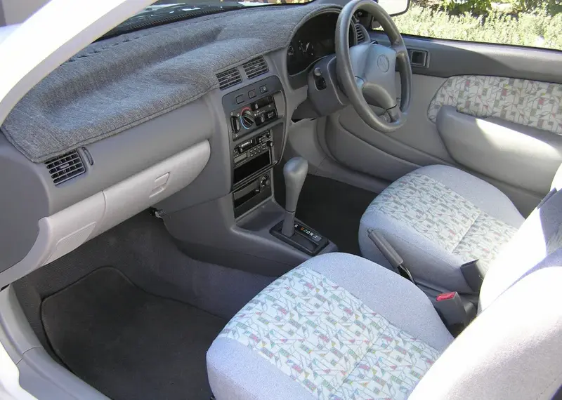 Toyota Starlet - 3