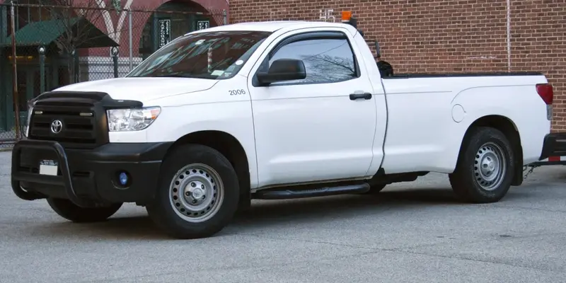 Toyota Tundra Tundra II Regular Cab Long Bed (facelift 2010)