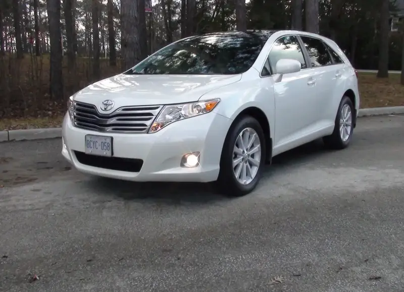 Toyota Venza Venza I (AV10)