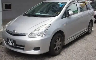 Toyota Wish Wish I (facelift 2005)