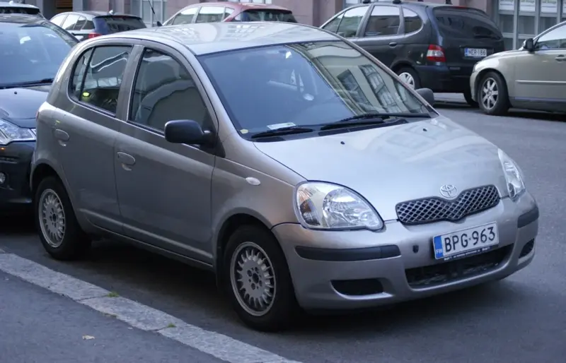 Toyota Yaris - 3