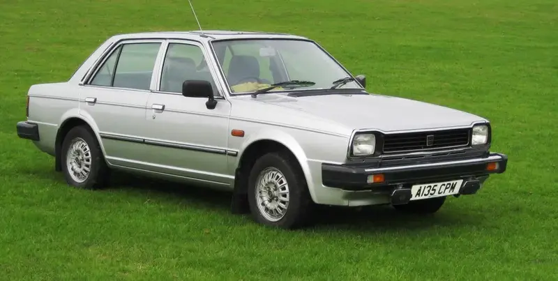 Triumph Acclaim - 1