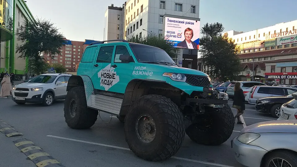 UAZ Patriot Patriot (3163, facelift 2016)