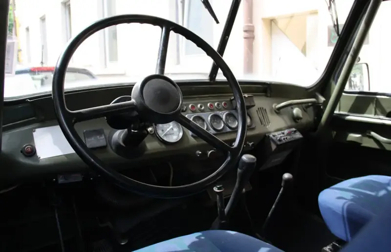 UAZ 469 - 4