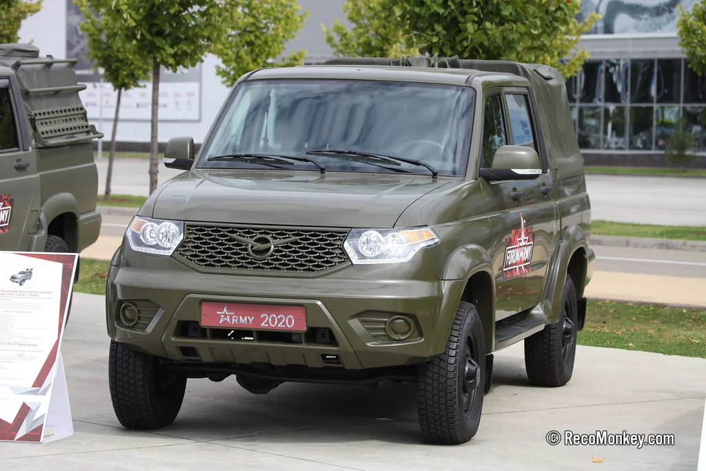 UAZ Pickup Pickup (23632)