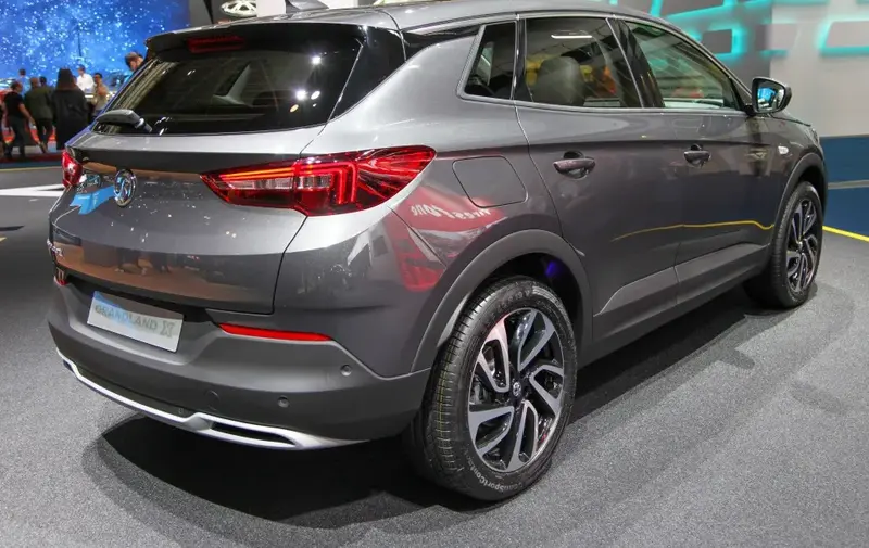 Vauxhall Grandland - 2