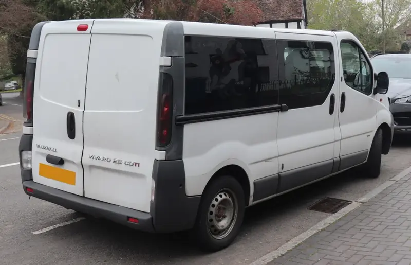 Vauxhall Vivaro - 2