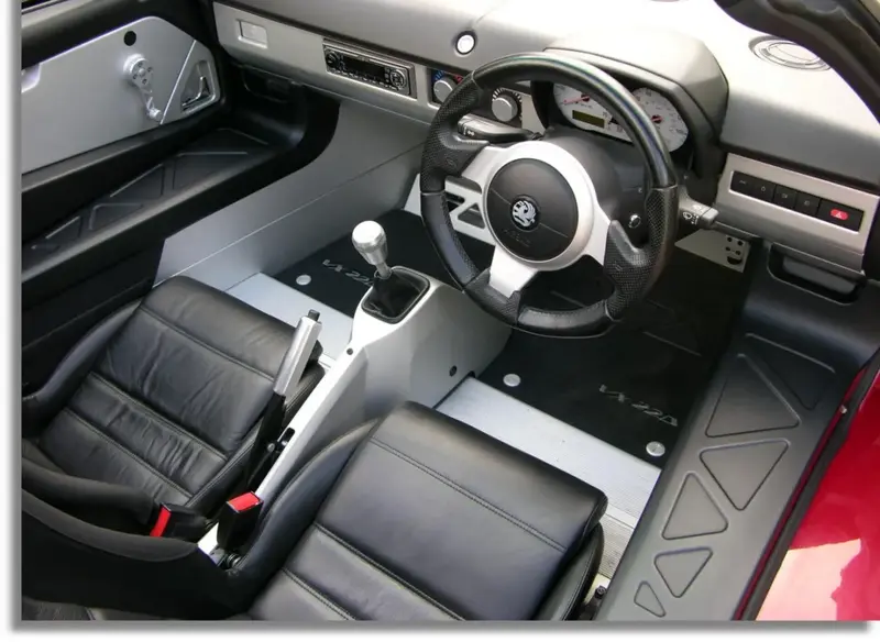 Vauxhall VX220 - 2