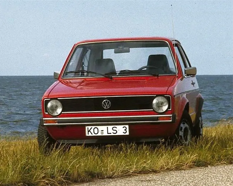 Volkswagen Golf - 3