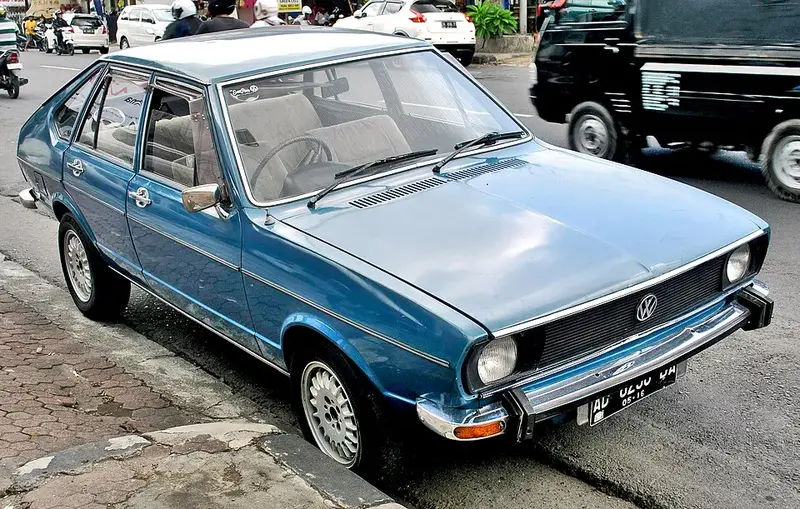 Volkswagen Passat - 3