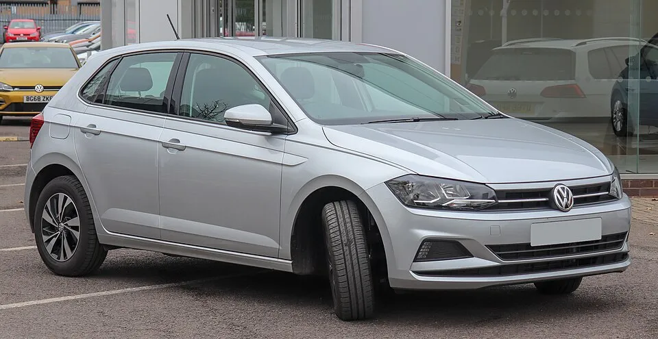 Volkswagen Polo Vivo - 2