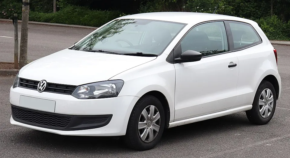Volkswagen Polo - 2