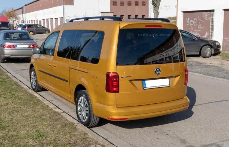 Volkswagen Caddy - 2