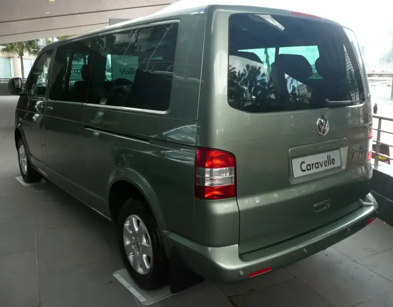 Volkswagen Caravelle - 3