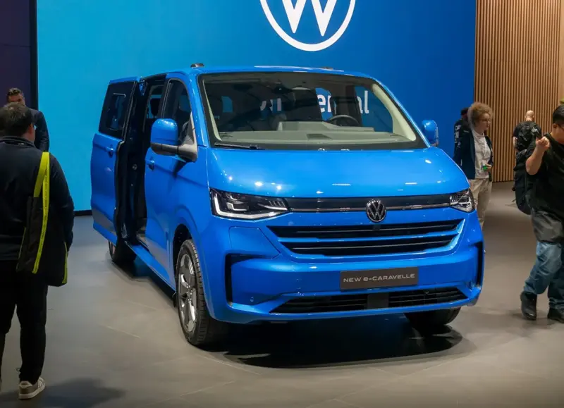 Volkswagen Caravelle - 2