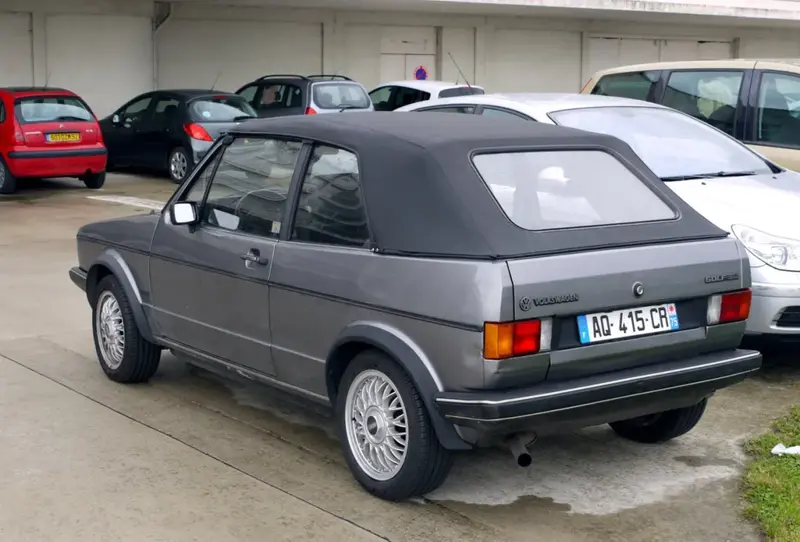 Volkswagen Golf - 3