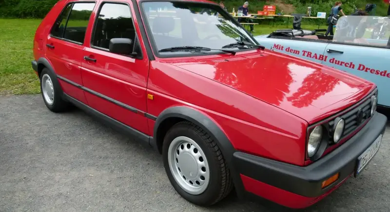 Volkswagen Golf - 5